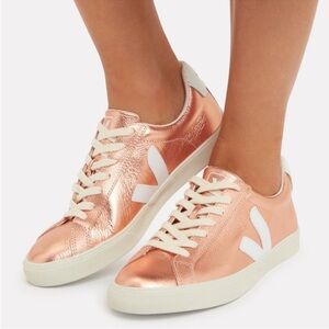 VEJA Esplar Rose Gold Metallic Sneaker - Size 39 (8)